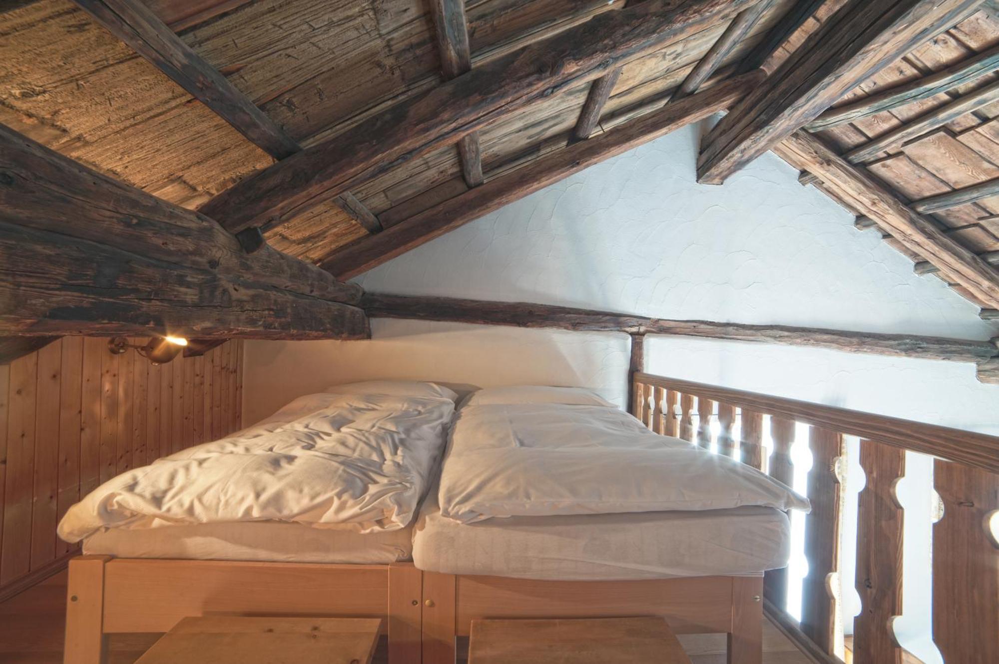 Ferienwohnung Chesa Michel Bever Exterior foto