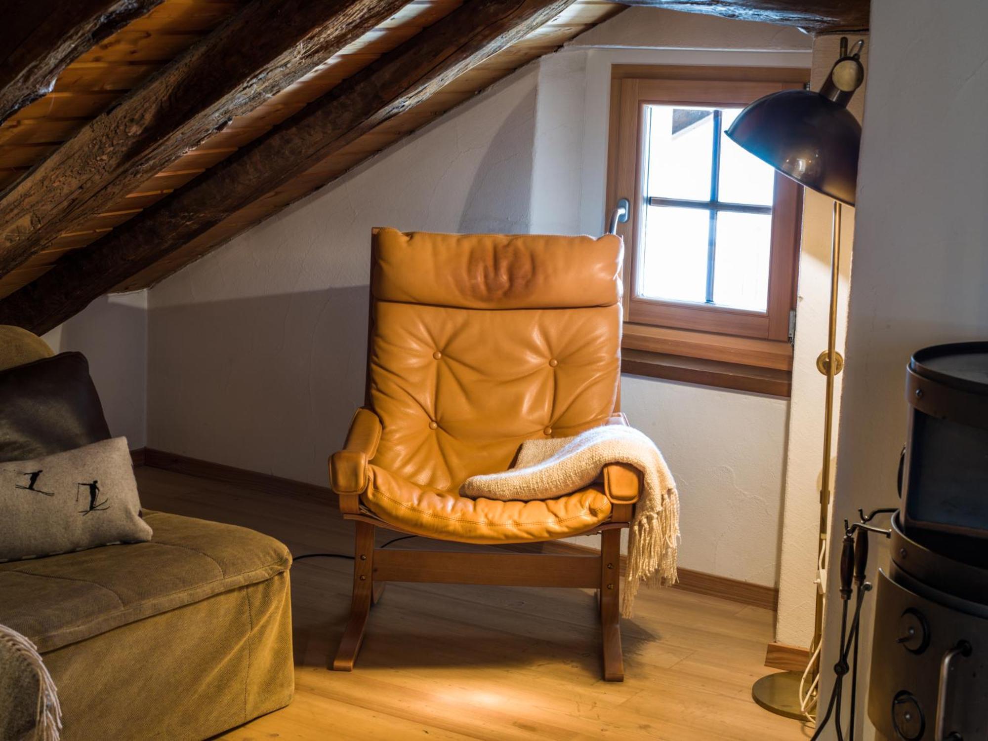 Ferienwohnung Chesa Michel Bever Exterior foto