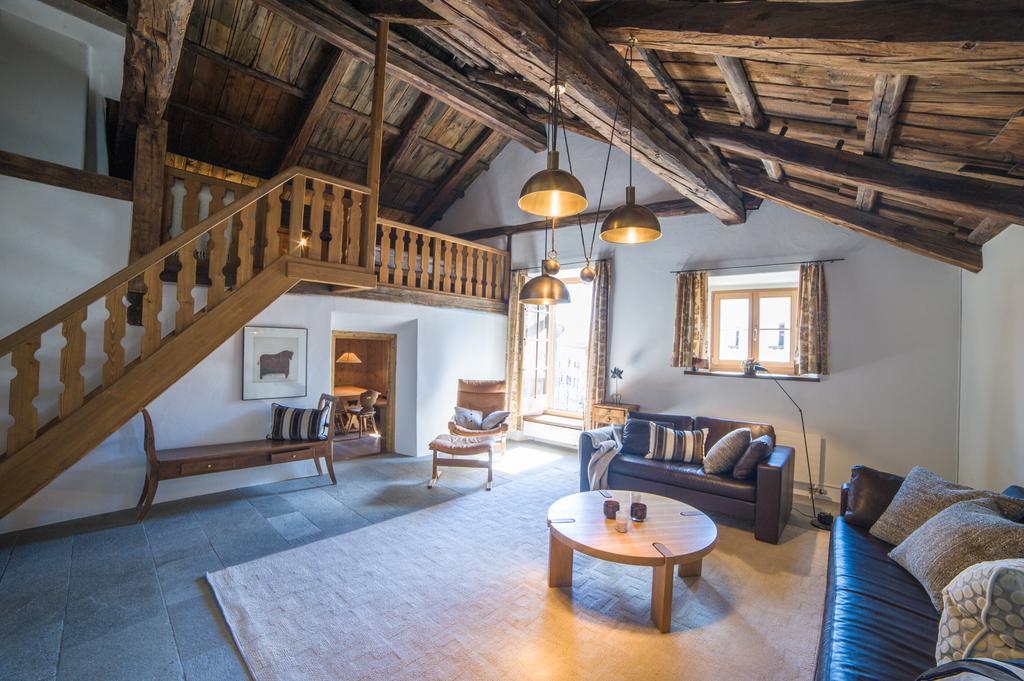Ferienwohnung Chesa Michel Bever Zimmer foto